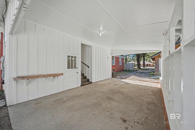 501 E 4th Street, Bay Minette, AL 36507