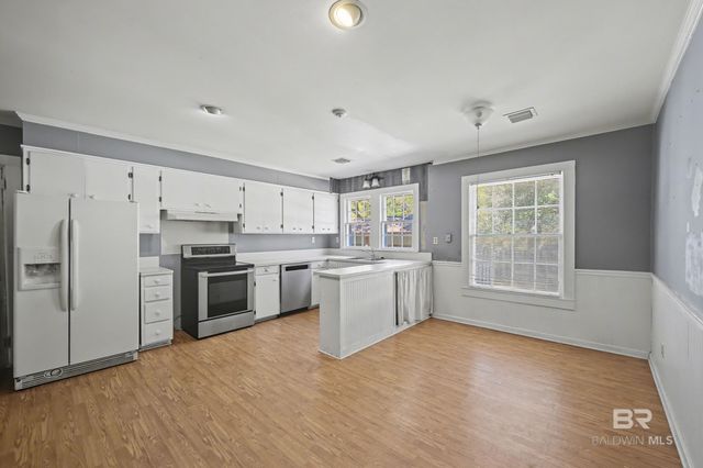 501 E 4th Street, Bay Minette, AL 36507