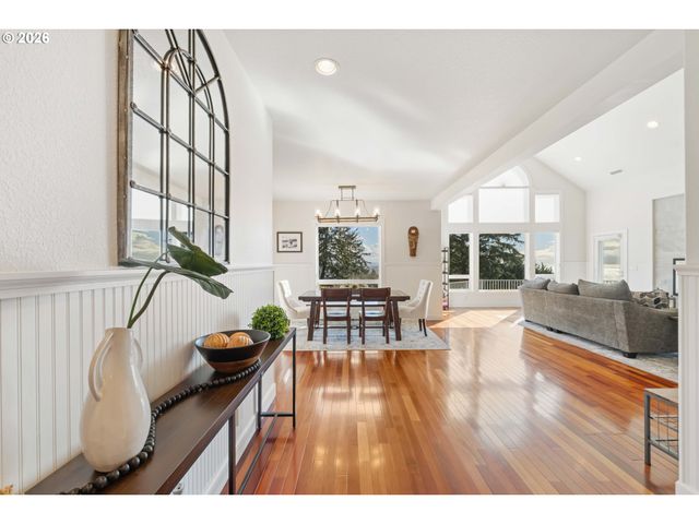 90955 SOUTHVIEW Ln, Florence, OR 97439