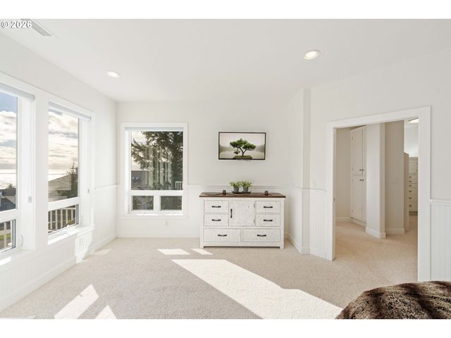 90955 SOUTHVIEW Ln, Florence, OR 97439