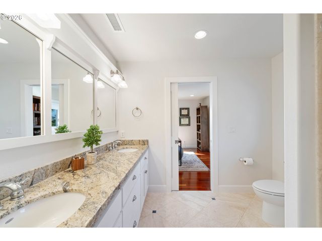 90955 SOUTHVIEW Ln, Florence, OR 97439