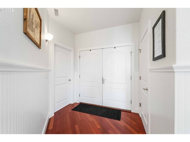 90955 SOUTHVIEW Ln, Florence, OR 97439