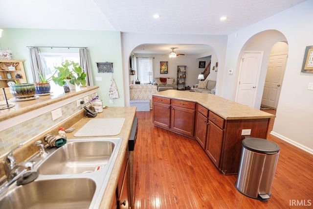 5352 W Cobblestone Street, Bloomington, IN 47403