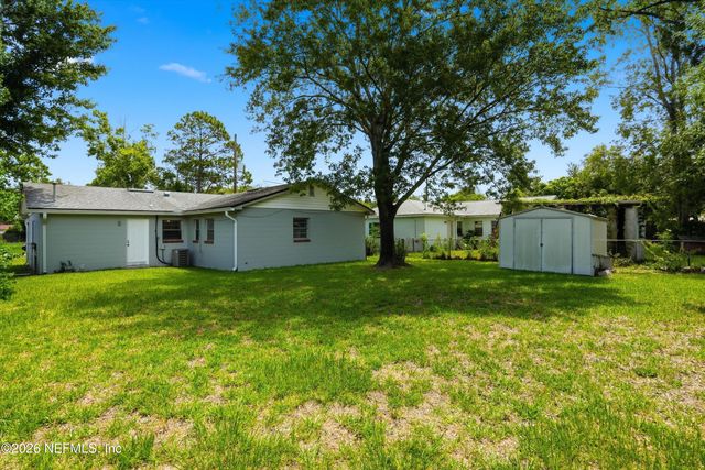 7428 WHITE ALDER DR Drive, Jacksonville, FL 32210