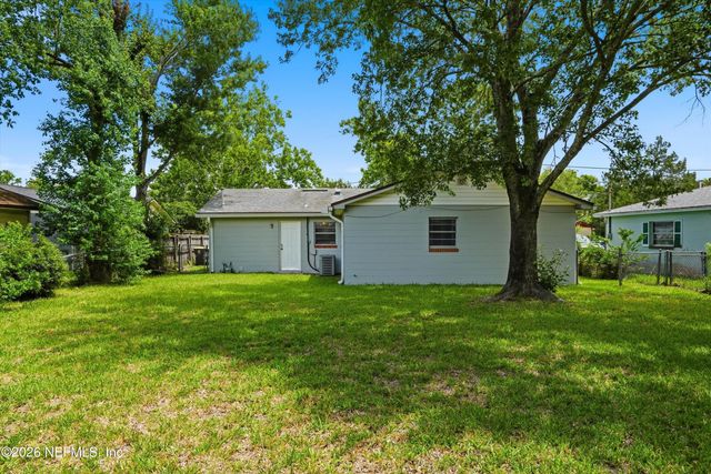 7428 WHITE ALDER DR Drive, Jacksonville, FL 32210