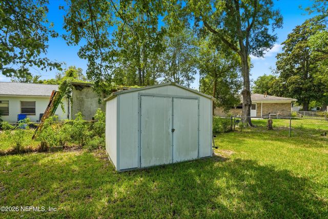 7428 WHITE ALDER DR Drive, Jacksonville, FL 32210