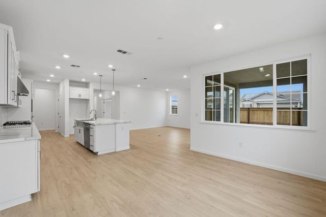 859 Riley Way, Lincoln, CA 95648