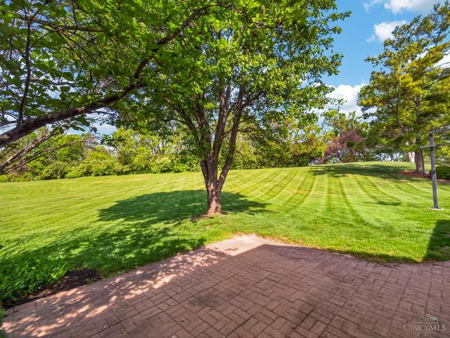 30 Trappist Walk Court, Fairfield, OH 45014