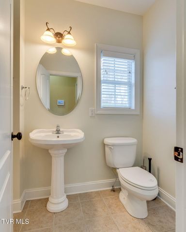 207 Michaels Ridge Boulevard, Johnson City, TN 37615