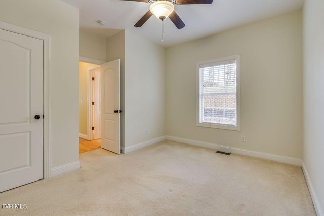 207 Michaels Ridge Boulevard, Johnson City, TN 37615