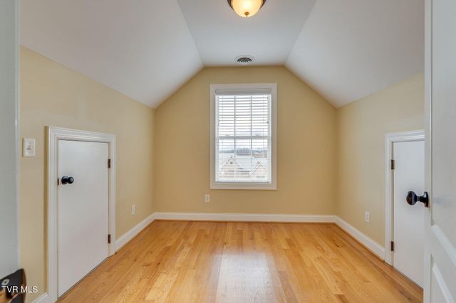 207 Michaels Ridge Boulevard, Johnson City, TN 37615