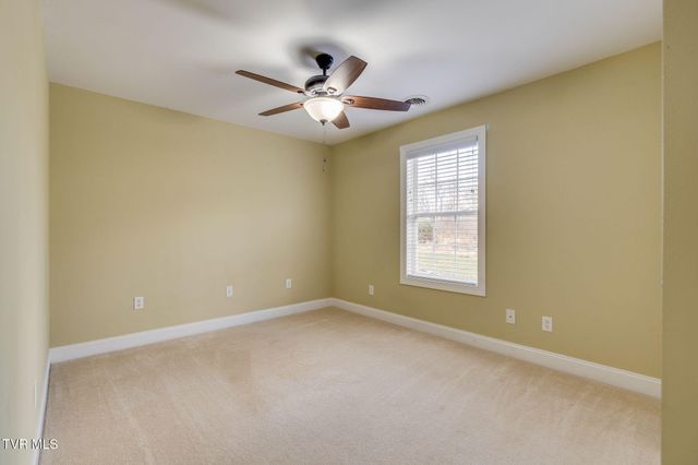 207 Michaels Ridge Boulevard, Johnson City, TN 37615