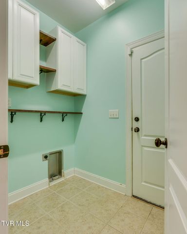 207 Michaels Ridge Boulevard, Johnson City, TN 37615