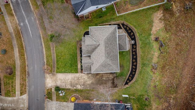 207 Michaels Ridge Boulevard, Johnson City, TN 37615