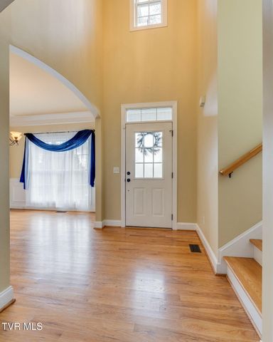 207 Michaels Ridge Boulevard, Johnson City, TN 37615