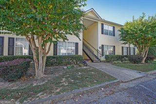 703 Stonehaven Circle, Cartersville, GA 30121