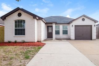 5513 Rio Alamo Street, Rosharon, TX 77583