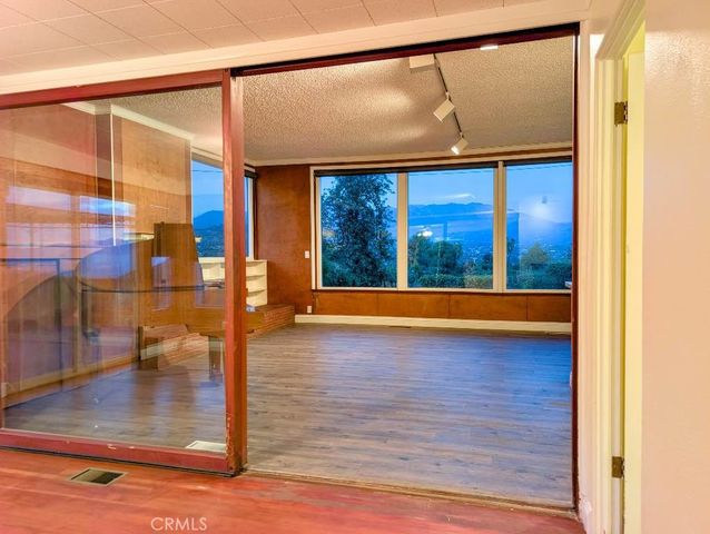 31390 Mesa, Redlands, CA 92373