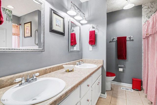 9187 Ramsey Street, Linden, NC 28356