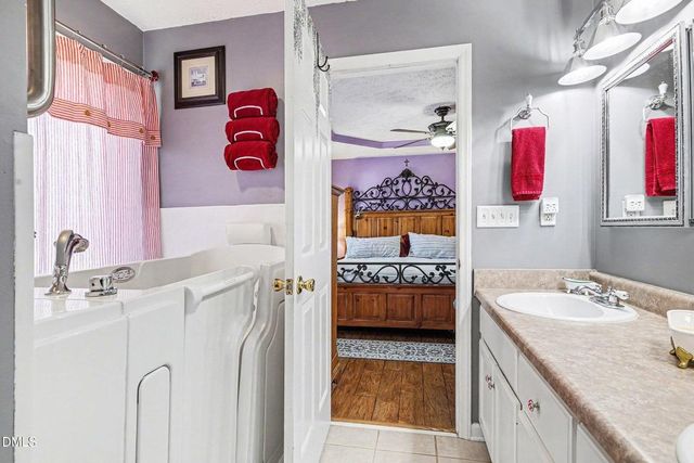 9187 Ramsey Street, Linden, NC 28356