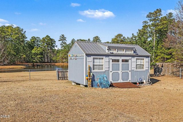 9187 Ramsey Street, Linden, NC 28356