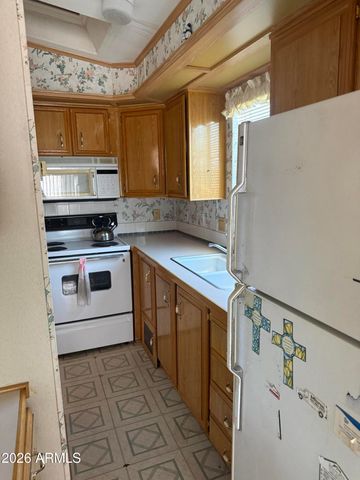 7750 E BROADWAY Road 406, Mesa, AZ 85208