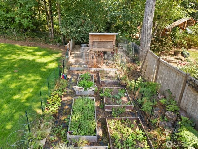 4957 Lakeview Place SE, Port Orchard, WA 98367