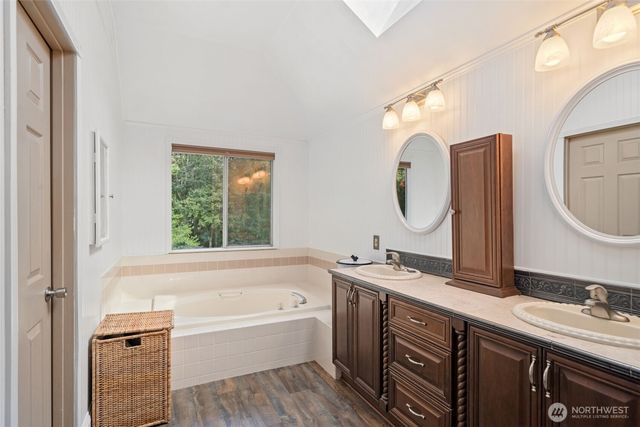4957 Lakeview Place SE, Port Orchard, WA 98367