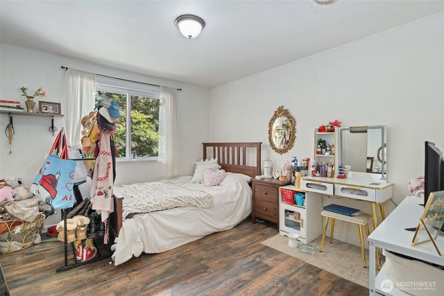 4957 Lakeview Place SE, Port Orchard, WA 98367
