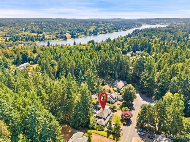 4957 Lakeview Place SE, Port Orchard, WA 98367