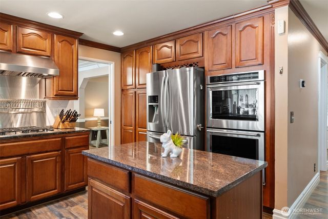 4957 Lakeview Place SE, Port Orchard, WA 98367