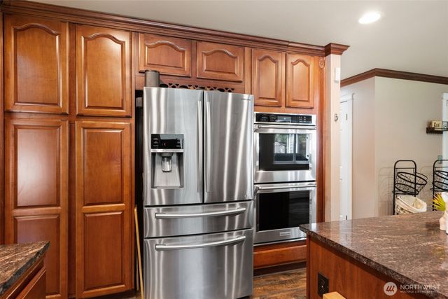 4957 Lakeview Place SE, Port Orchard, WA 98367