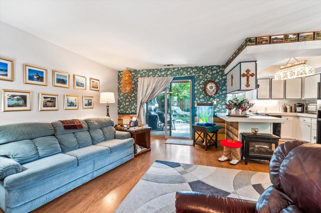 6671 Creekside Street, Redding, CA 96001