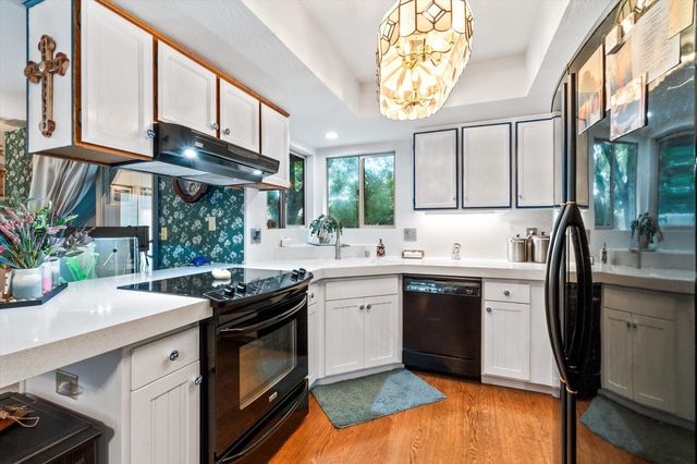 6671 Creekside Street, Redding, CA 96001