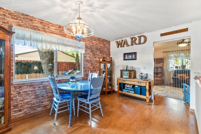 6671 Creekside Street, Redding, CA 96001