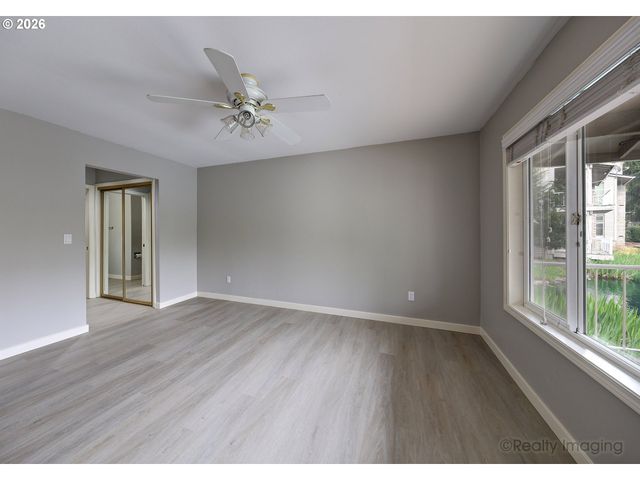 8230 Sw WOODBRIDGE Ct 16, Wilsonville, OR 97070