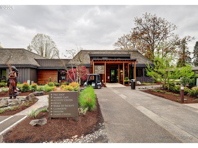 8230 Sw WOODBRIDGE Ct 16, Wilsonville, OR 97070