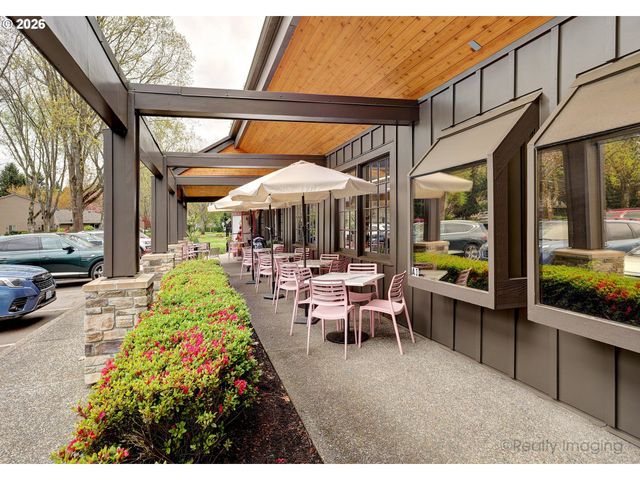 8230 Sw WOODBRIDGE Ct 16, Wilsonville, OR 97070