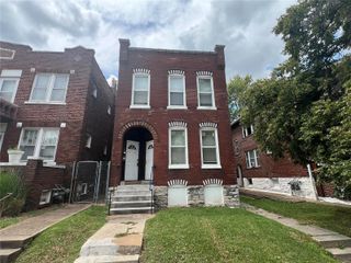 920 Bates Street, St Louis, MO 63111