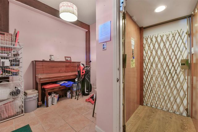 4115 Buccaneer Boulevard, Galveston, TX 77554