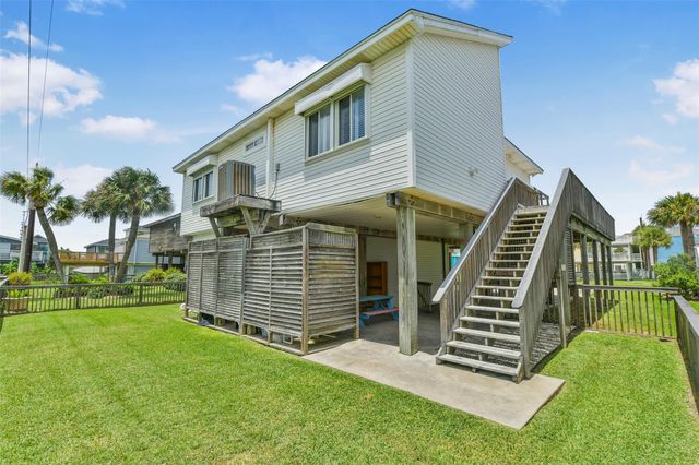 4115 Buccaneer Boulevard, Galveston, TX 77554