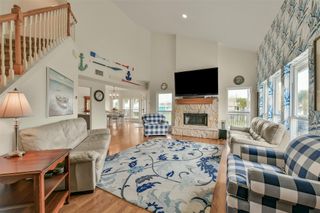 4115 Buccaneer Boulevard, Galveston, TX 77554