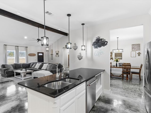 123 Kriston Lane, Springtown, TX 76082