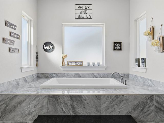 123 Kriston Lane, Springtown, TX 76082