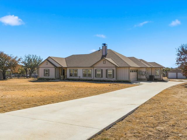 123 Kriston Lane, Springtown, TX 76082