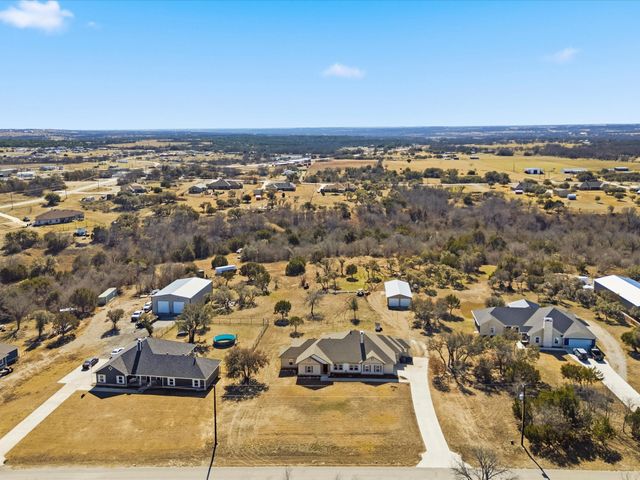 123 Kriston Lane, Springtown, TX 76082