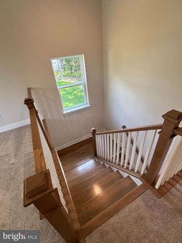 3 DARTMOUTH CT, Hamilton, NJ 08620