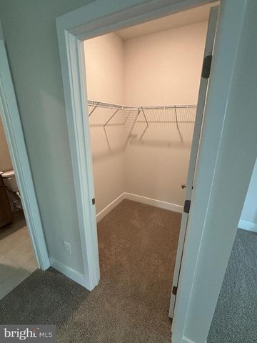 3 DARTMOUTH CT, Hamilton, NJ 08620