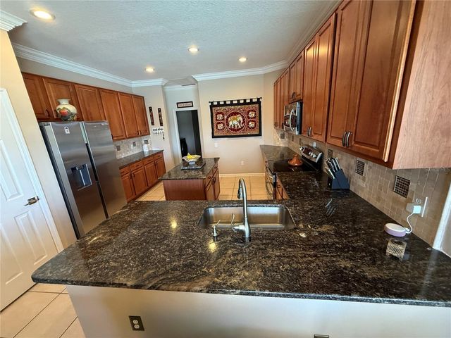 3154 HANGING MOSS CIRCLE, Kissimmee, FL 34741