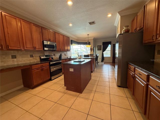 3154 HANGING MOSS CIRCLE, Kissimmee, FL 34741